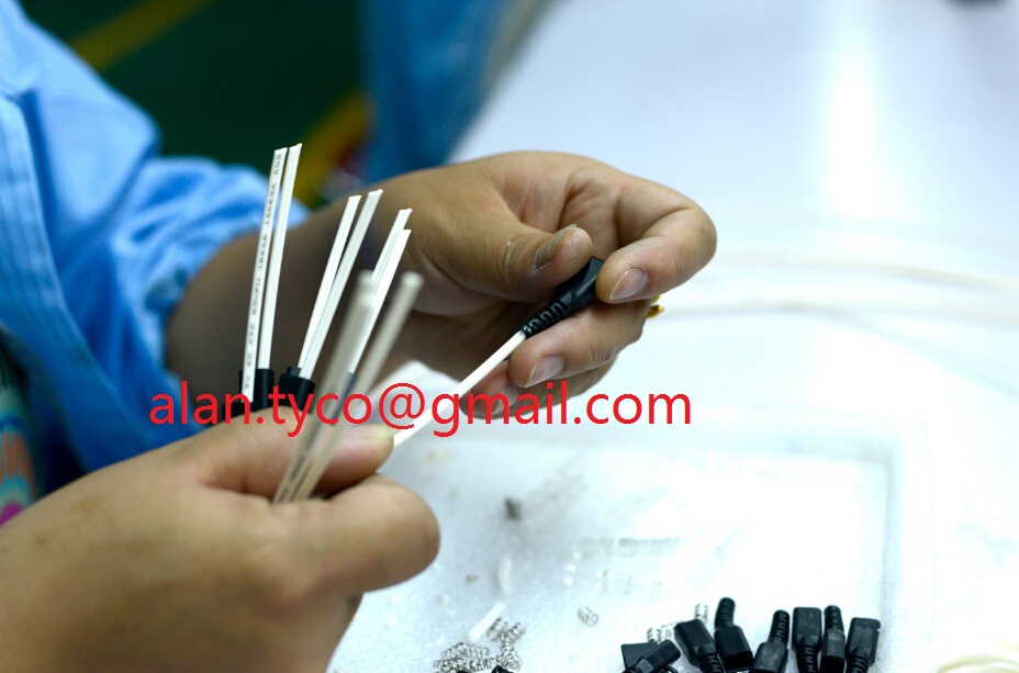 Fiber-Optic-Patch-Cable-Assembly
